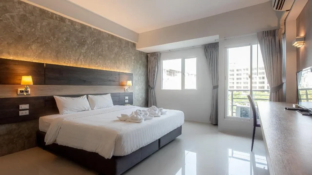 PROUD EXCLUSIVE HOTEL 숙소 사진