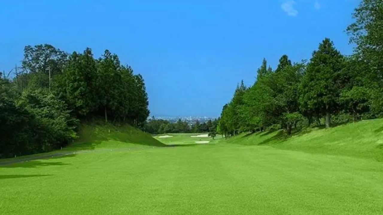 고마츠 카가 센트럴GC + 고마츠 야마시로GC